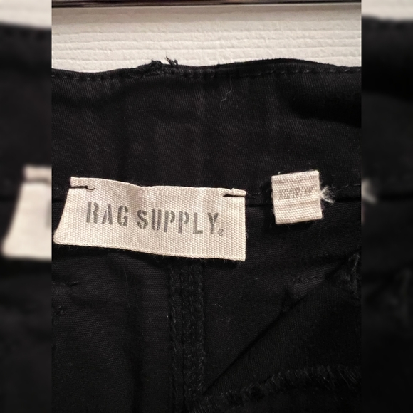 Black Jeans - Picture 3 of 4